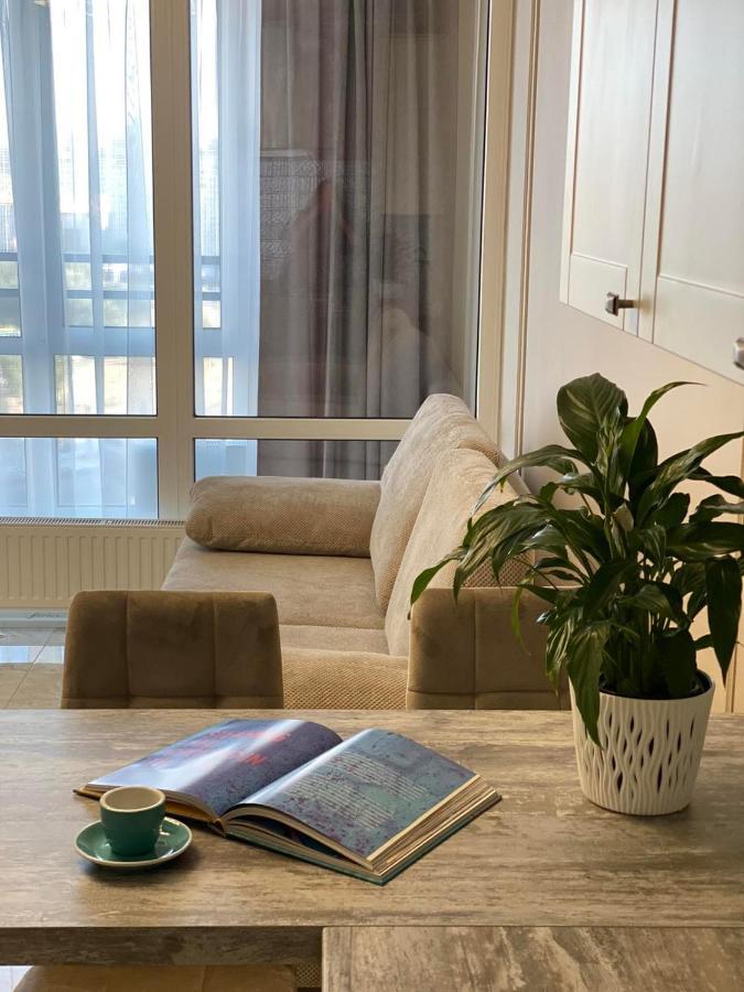 Luxury apartment near metro station Osokorky Kiev Esterno foto