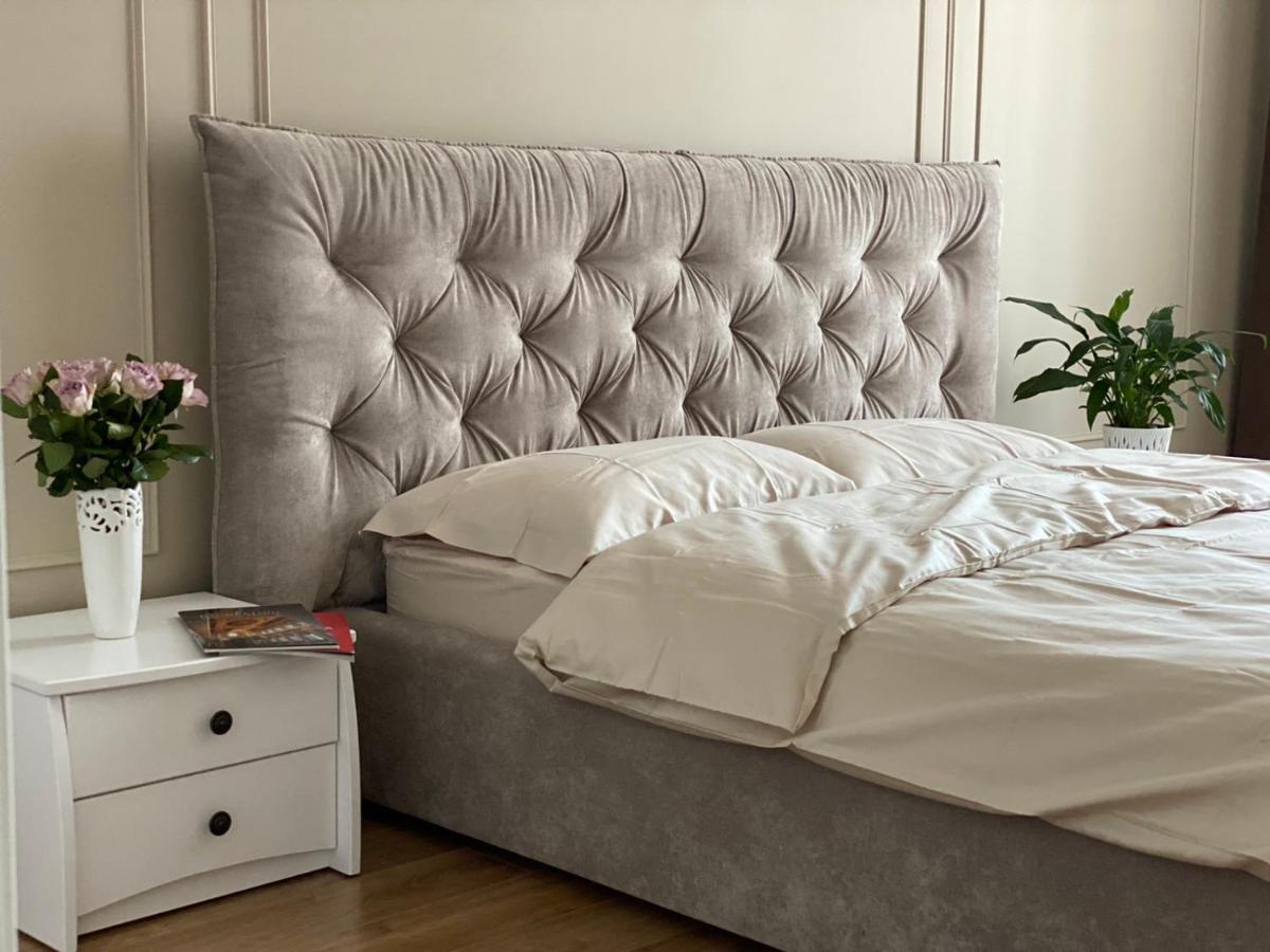 Luxury apartment near metro station Osokorky Kiev Esterno foto
