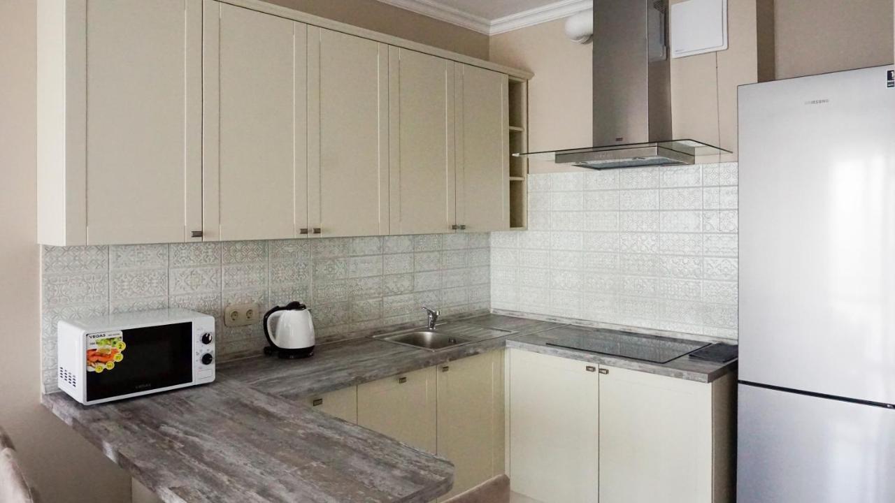 Luxury apartment near metro station Osokorky Kiev Esterno foto